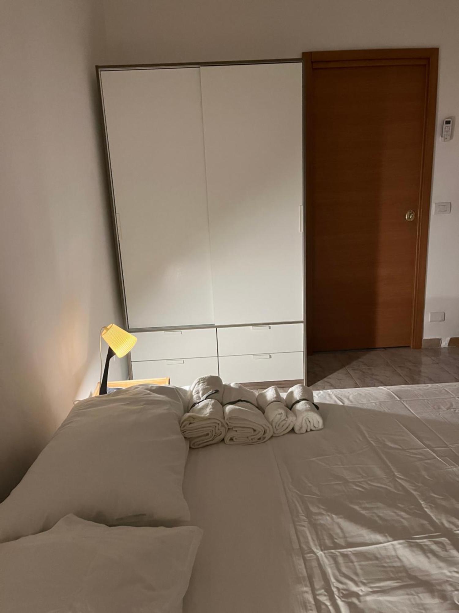 Scalo 71 Guest House Рим Екстер'єр фото
