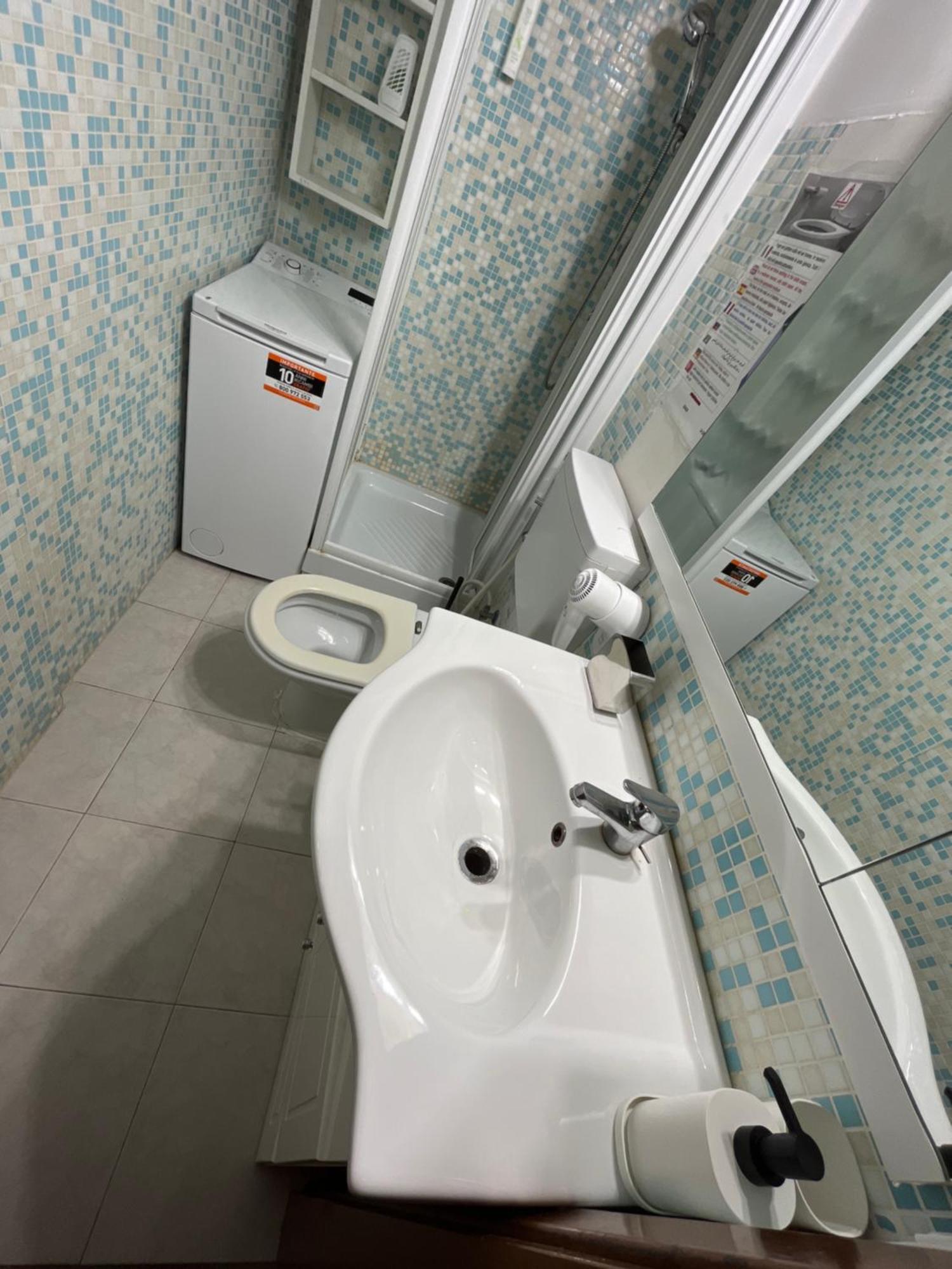Scalo 71 Guest House Рим Екстер'єр фото